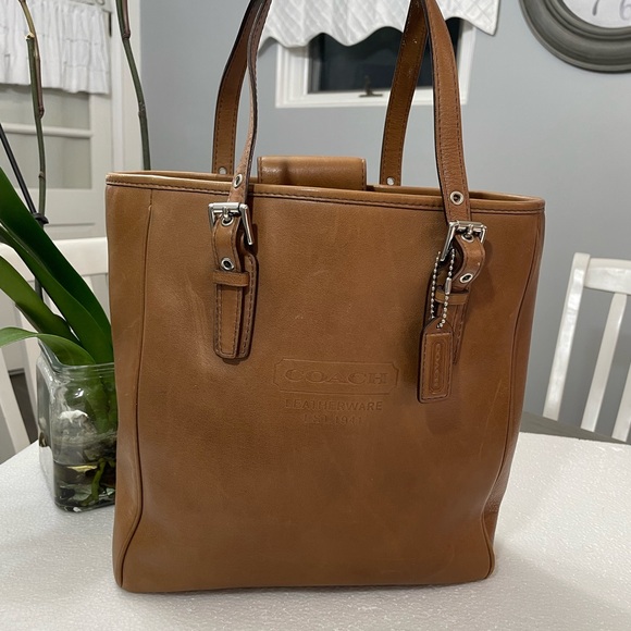 Coach Hampton Leather Shoulder Tote Bag Brown - Picture 3 of 10